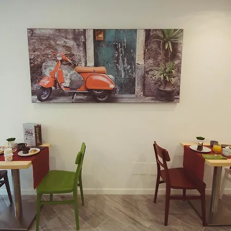 Vantaggio Suites Apartment