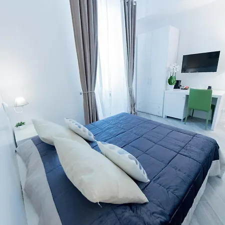 Vantaggio Suites *